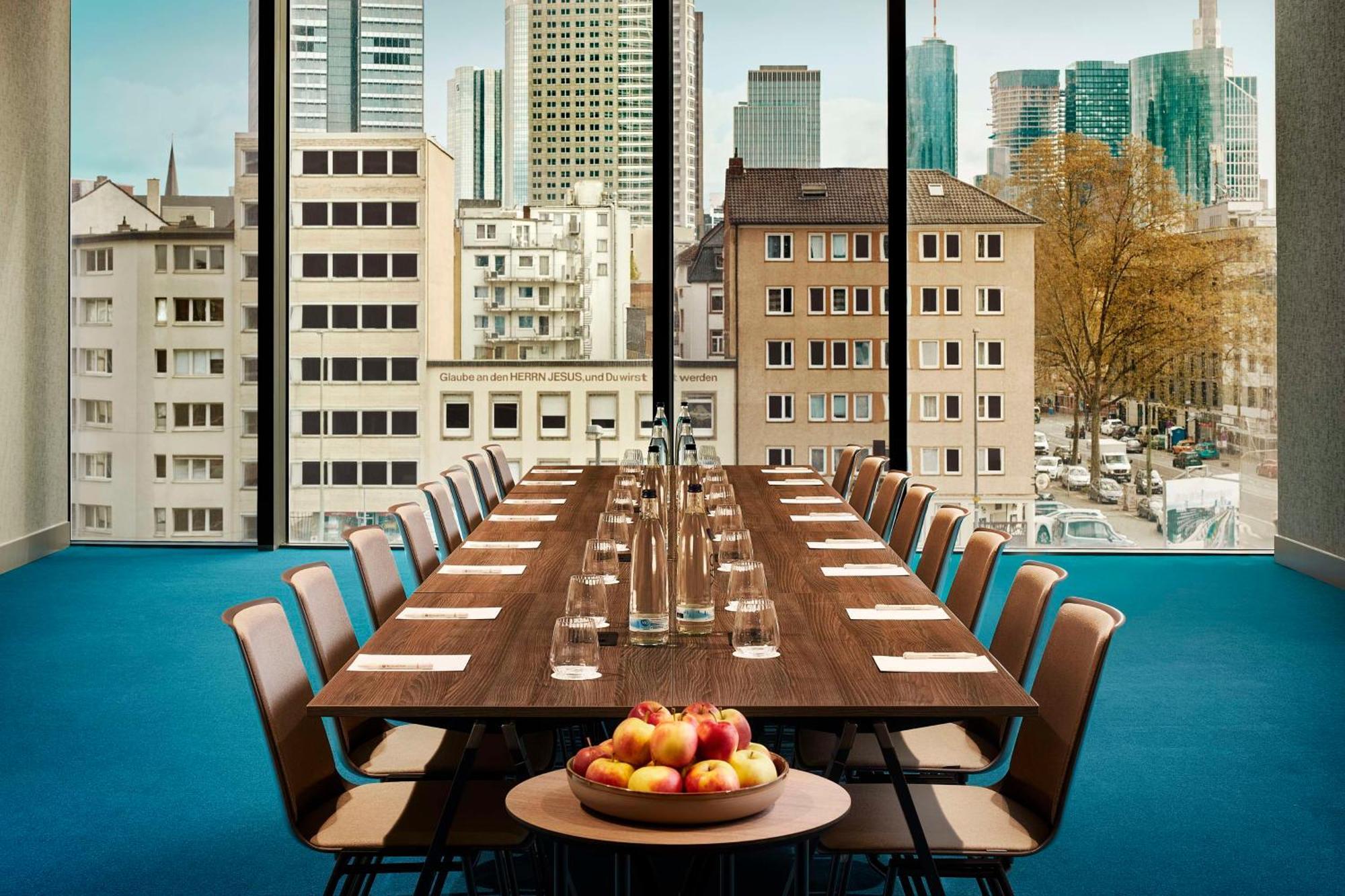 Nh Collection Frankfurt Spin Tower Ξενοδοχείο Φραγκφούρτη Εξωτερικό φωτογραφία