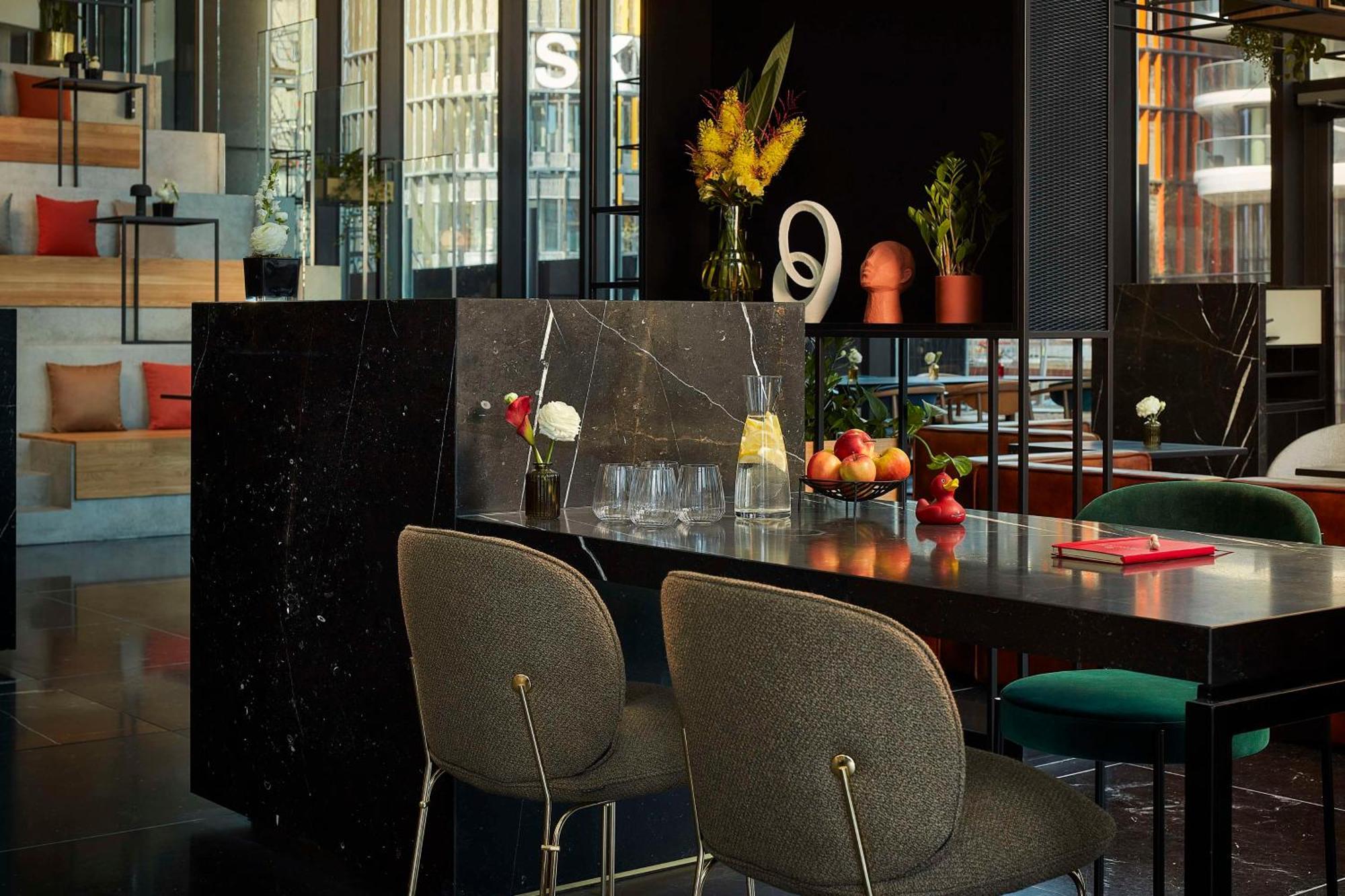Nh Collection Frankfurt Spin Tower Ξενοδοχείο Φραγκφούρτη Εξωτερικό φωτογραφία