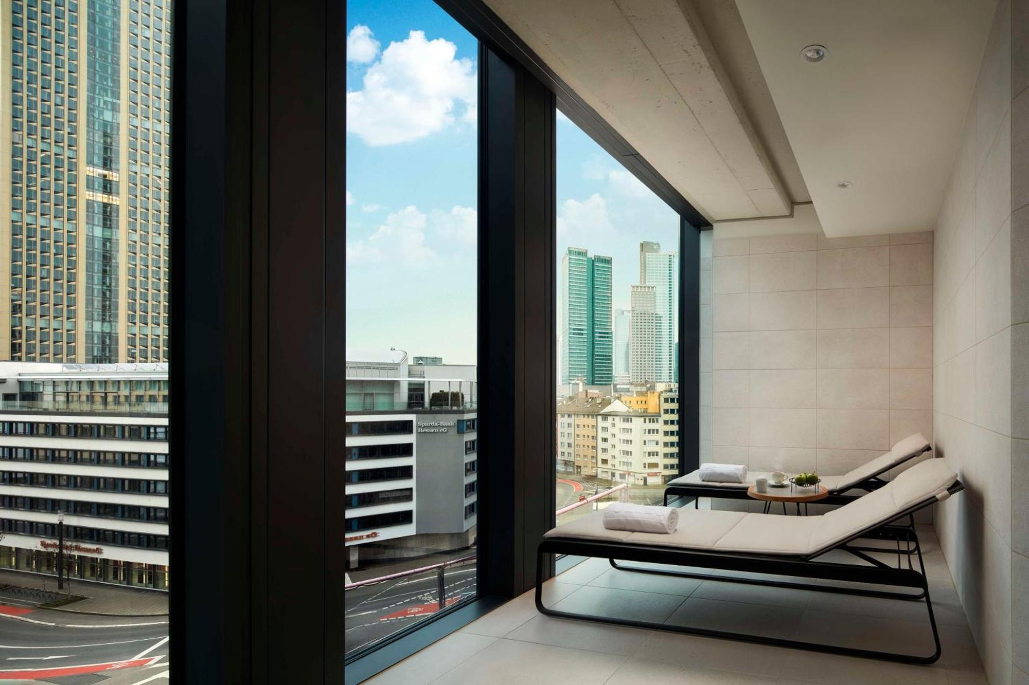 Nh Collection Frankfurt Spin Tower Ξενοδοχείο Φραγκφούρτη Εξωτερικό φωτογραφία