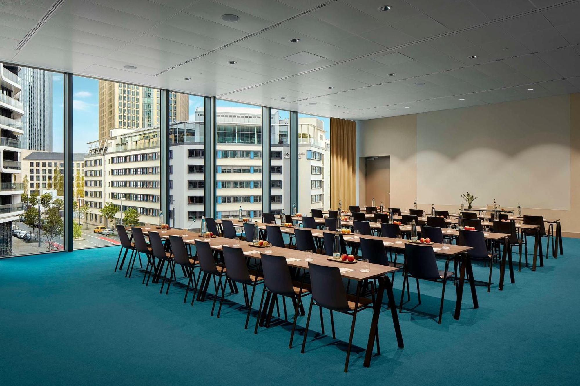Nh Collection Frankfurt Spin Tower Ξενοδοχείο Φραγκφούρτη Εξωτερικό φωτογραφία
