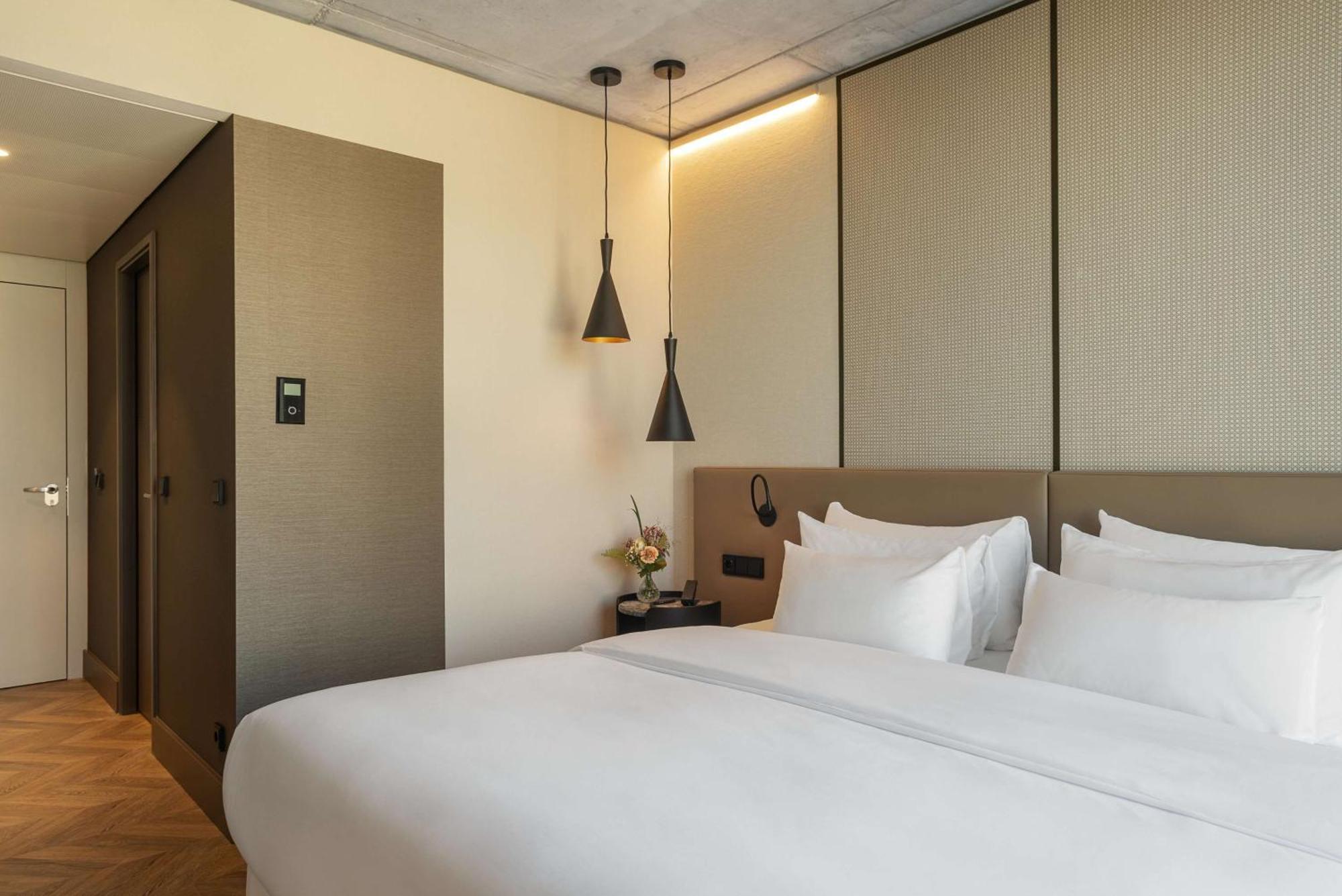 Nh Collection Frankfurt Spin Tower Ξενοδοχείο Φραγκφούρτη Εξωτερικό φωτογραφία