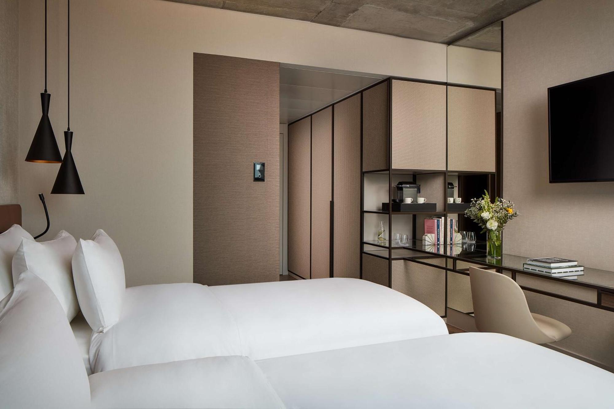 Nh Collection Frankfurt Spin Tower Ξενοδοχείο Φραγκφούρτη Εξωτερικό φωτογραφία